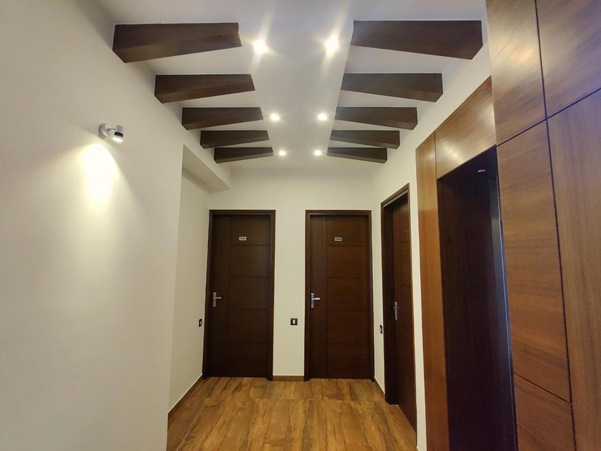 The Shacon Hotel Noida Buitenkant foto